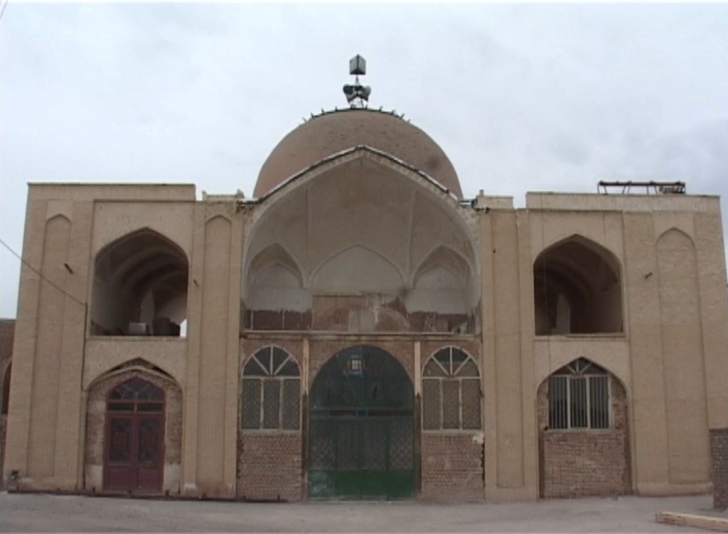 مرمت مسجد جامع محمد‌آباد آران و بیدگل
